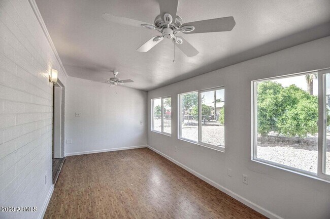 Foto del edificio - 6340 E Boise St