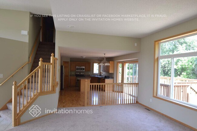 Foto del edificio - 10312 Kalen Ln NE