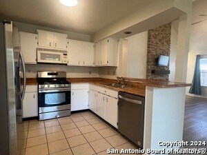 Building Photo - 7315 Lansbury Dr