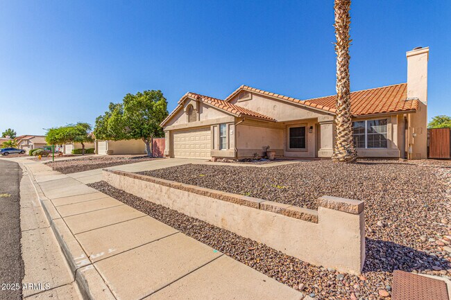 Building Photo - 5340 W Oraibi Dr
