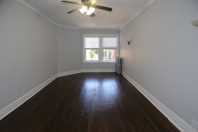 Building Photo - N. Winthrop