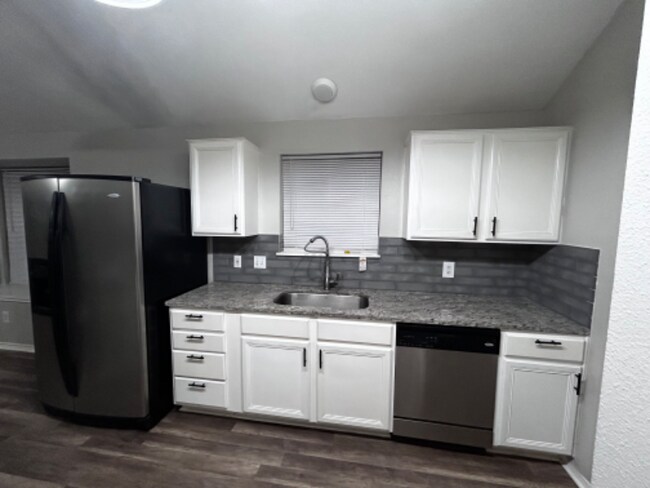 Building Photo - 7721 Wolverine Dr