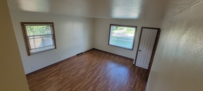 Foto del edificio - 5857 S Indiana Ave