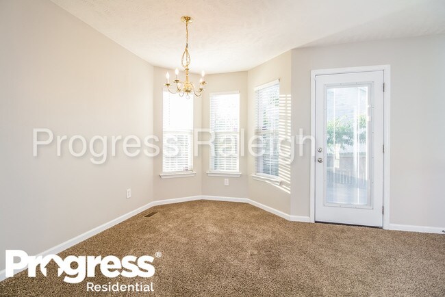 Foto del edificio - 1144 Lakewalk Dr