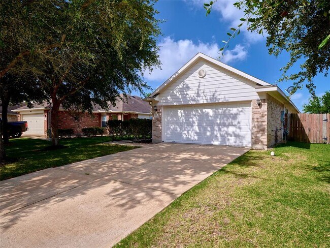 Foto del edificio - 6506 Haven Forest Ln
