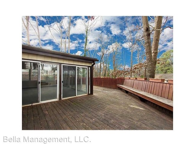 Building Photo - 2287 N Peachtree Ct