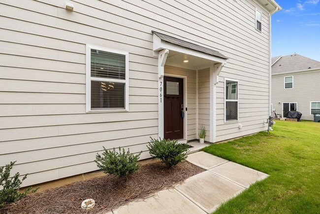 Building Photo - Earn Wealth While Leasing - Like a Homeowner - Lease to Own