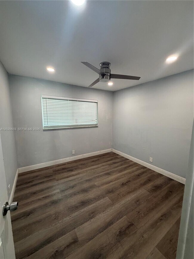 Foto del edificio - 491 NW 45th Terrace