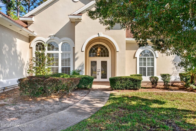 Foto del edificio - 577 Hunters Grove Ct