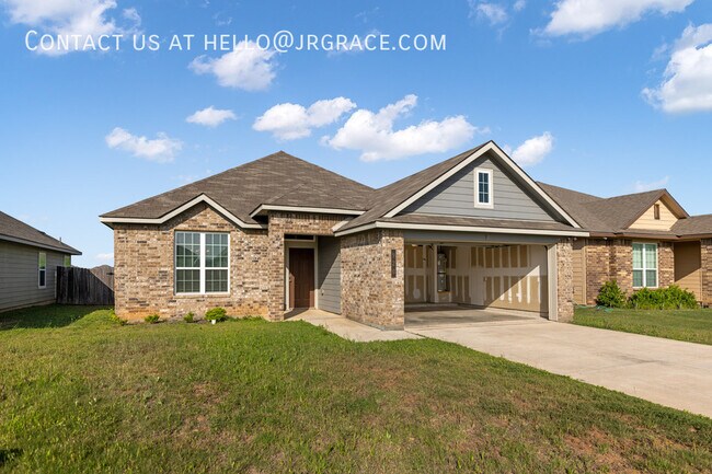 Building Photo - 920 Murphy Rd