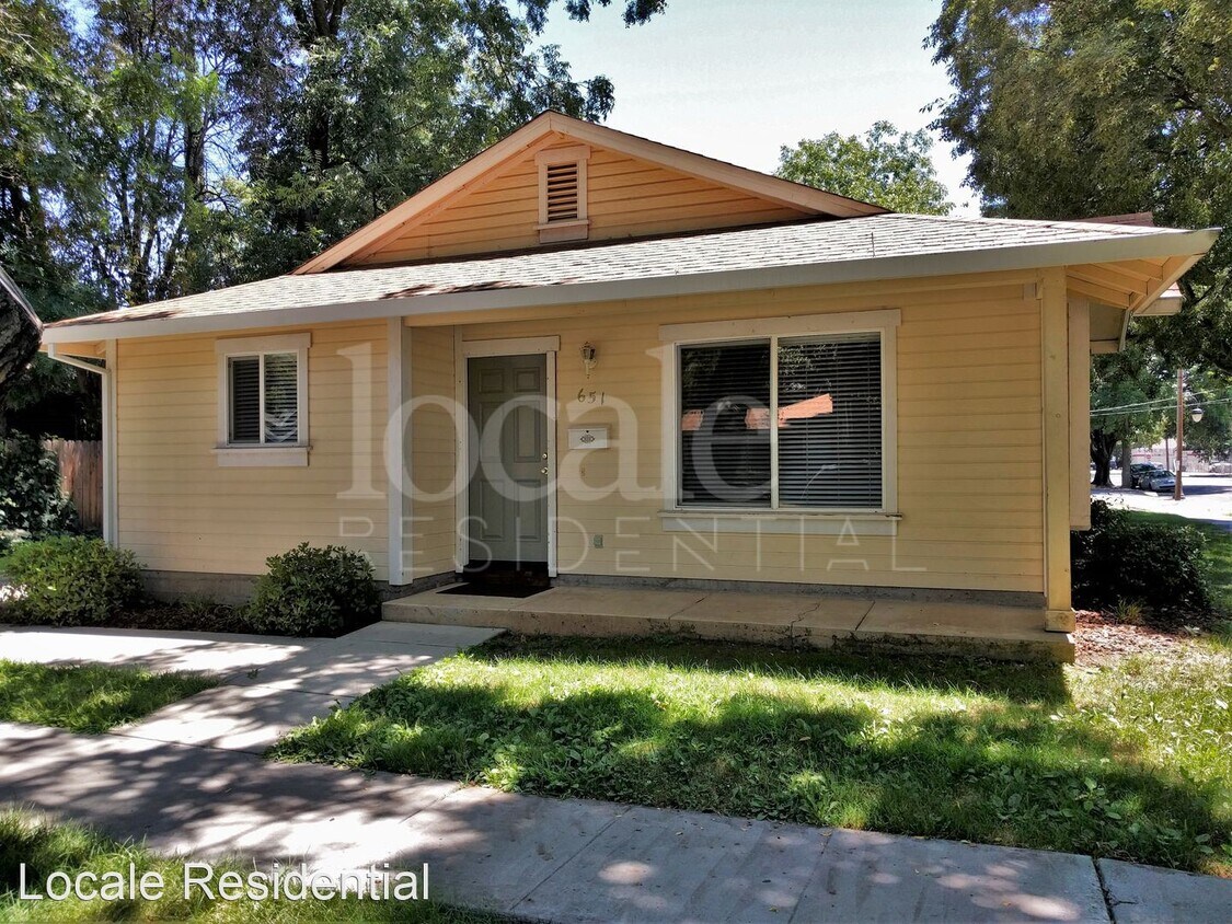 Primary Photo - 3 br, 1 bath House - 651 West 7th Street