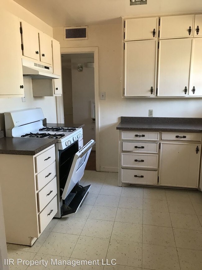 Foto del edificio - 3 br, 1 bath House - 1109 W. 3rd St