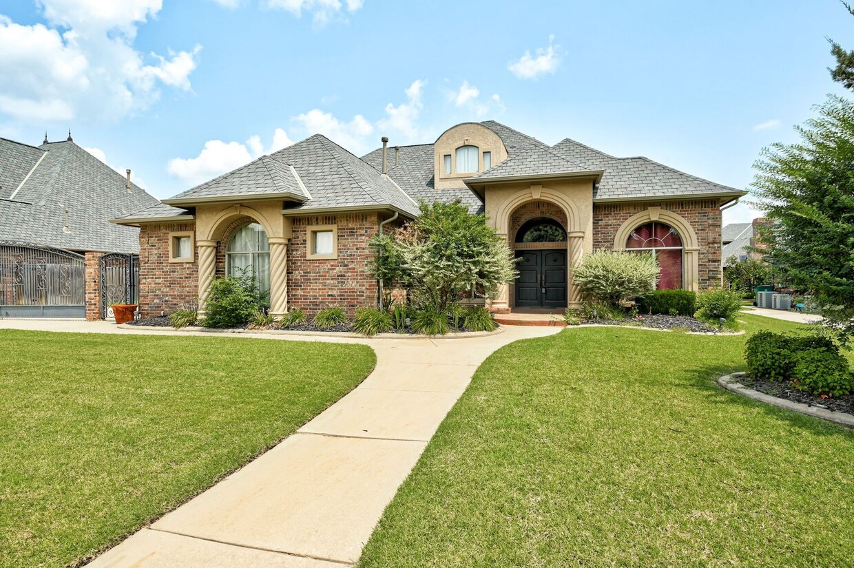 Primary Photo - Gorgeous house in Rivendell community.