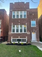 Building Photo - 8106 S Langley Ave