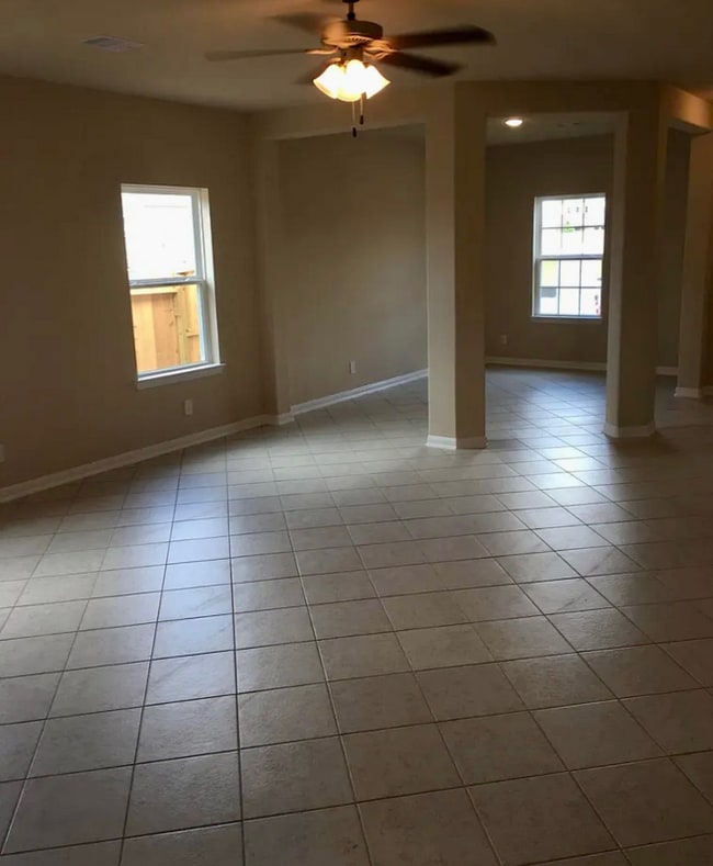Photo - 10332 Ritter Run Dr (Rosharon, TX) House