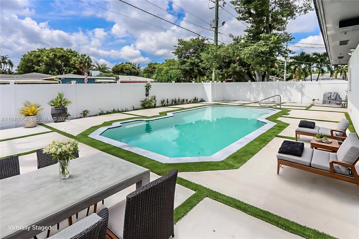 Foto principal - 1110 S 14th Ave