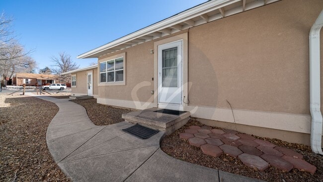 Modern Duplex in Old Colorado City - Modern Duplex in Old Colorado City House