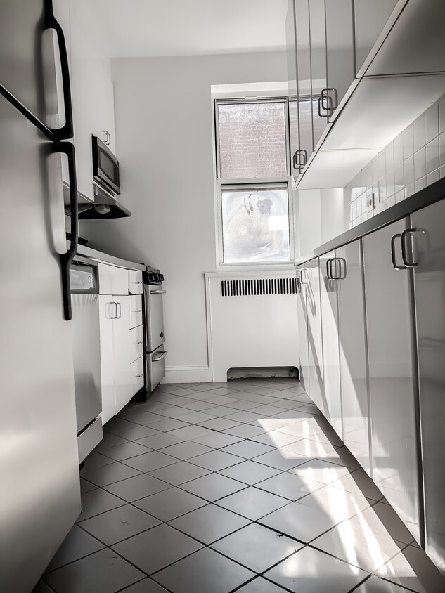 Foto principal - 360 W 55th St