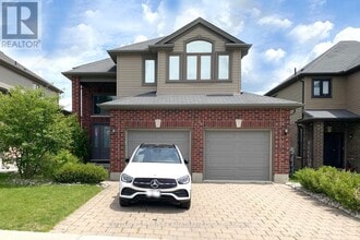 Building Photo - 858 Roulston St