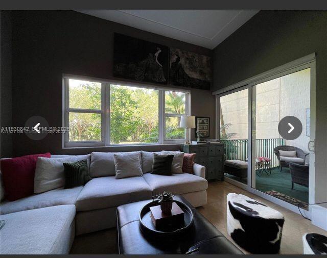 Foto del edificio - 20000 E Country Club Dr