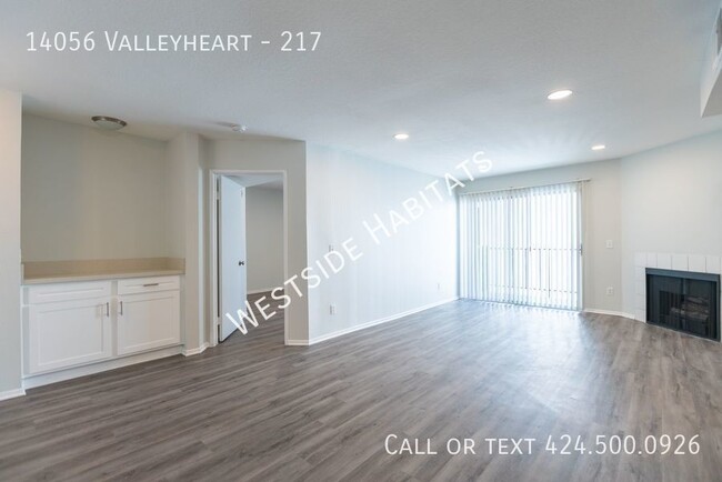 Foto del edificio - 14056 Valleyheart Dr