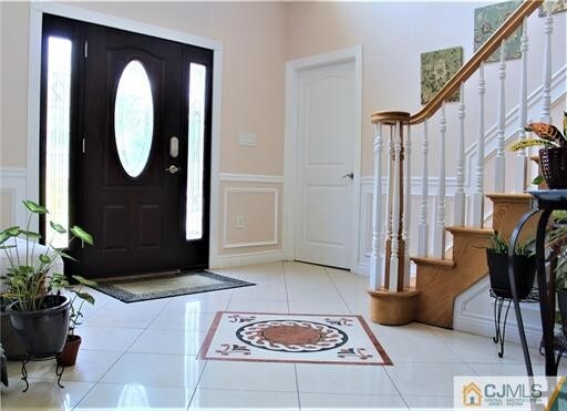 Foto del edificio - 111 Gaywood Ave