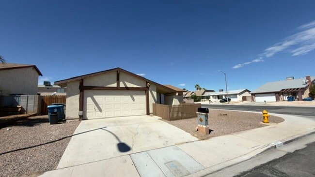 Building Photo - 4295 Sunnyview Ct