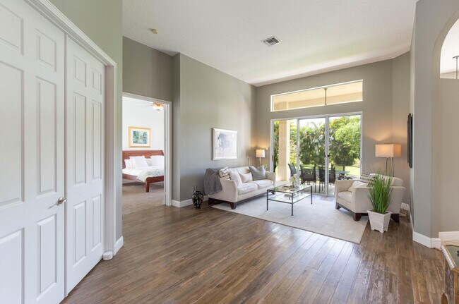 Building Photo - 684 Cypress Green Cir