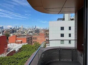 Building Photo - 208 Delancey St