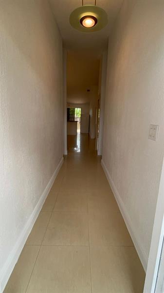 Foto del edificio - 6740 NW 189th Terrace