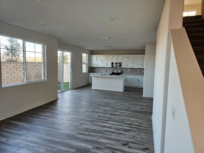 Building Photo - 26936 Red Drive