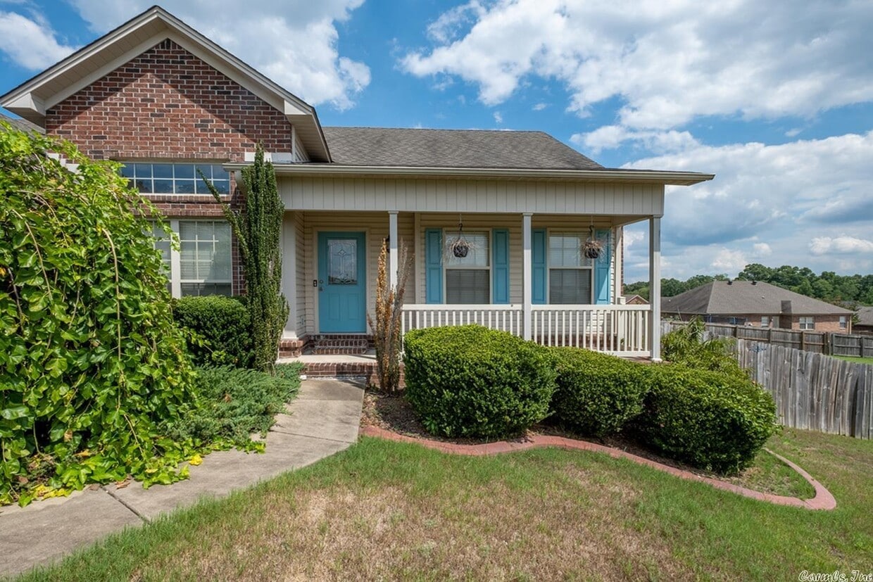 17 Lauren Cove, Cabot, AR 72023 House for Rent in Cabot, AR