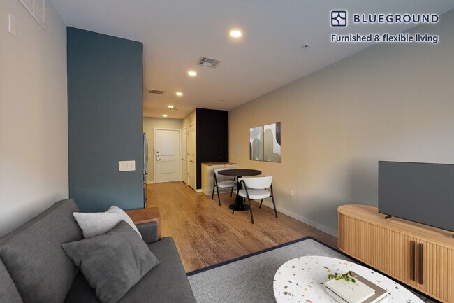 Building Photo - 79 Alexander St