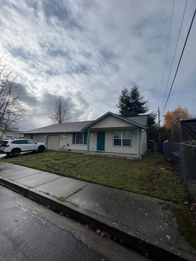 Building Photo - 2144 N 20th St
