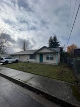 Building Photo - 2144 N 20th St