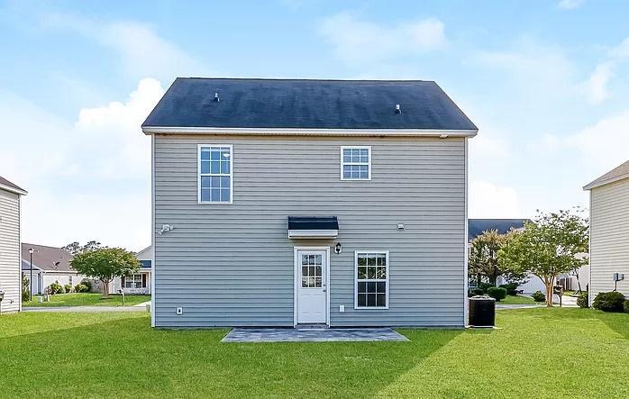 Primary Photo - 399 Lakewind Dr