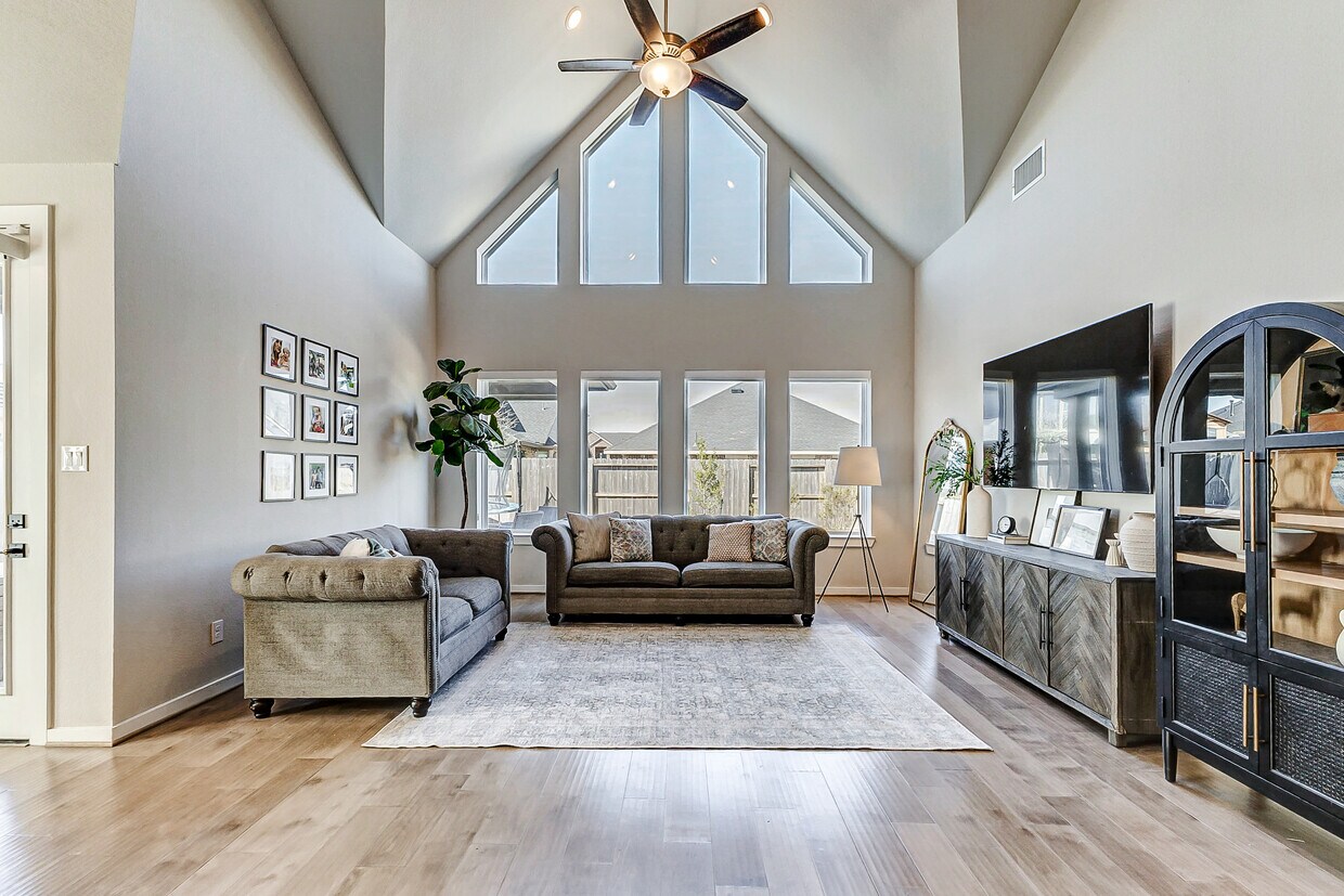 Foto principal - 31430 Vineyard Creek Dr