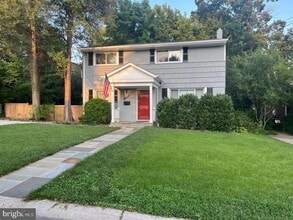 Building Photo - 10115 Hereford Pl