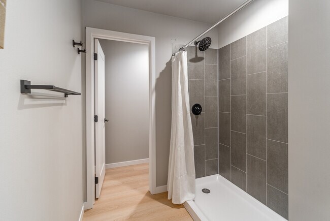 Foto del edificio - 514 Harper Cir