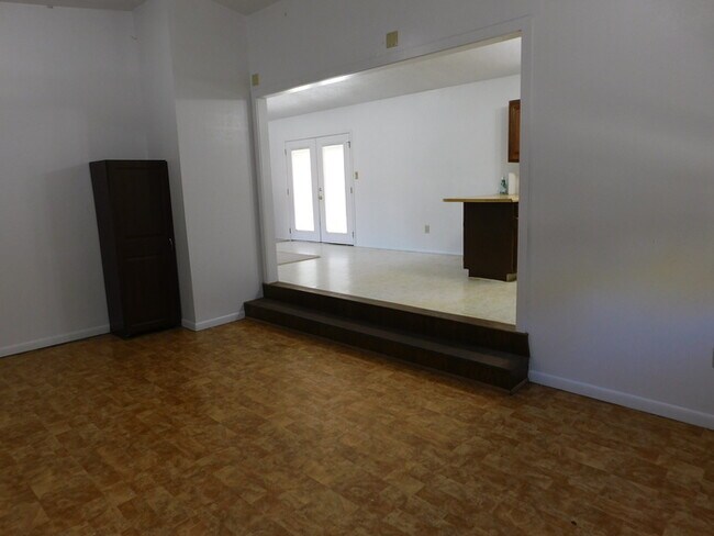 Foto del edificio - 609 E Indian Creek Dr