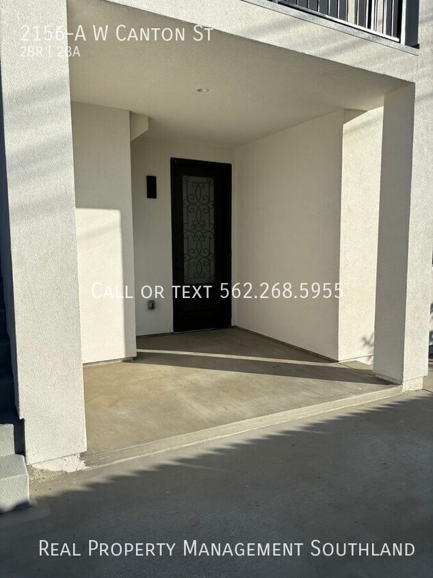 Primary Photo - 2 bed/2 Bath Downstairs Apartment in Long ...