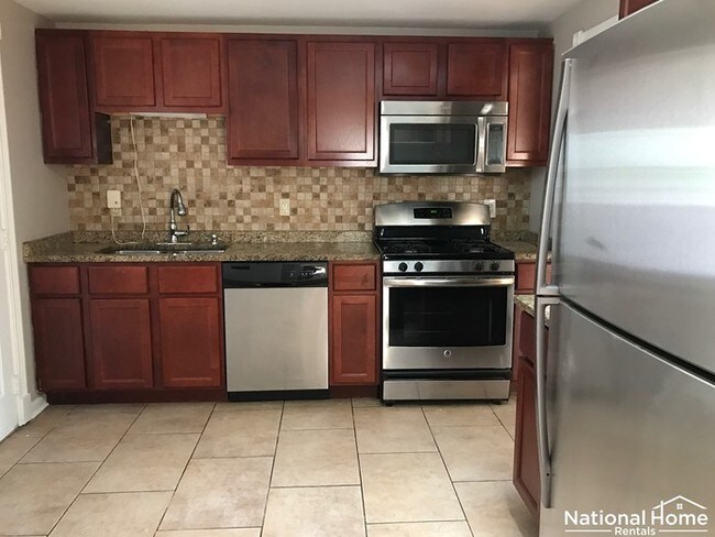 Building Photo - 16913 Sunset Ridge Dr, Country Club Hills IL