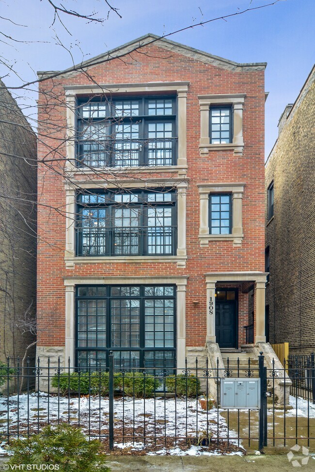 Building Photo - 1908 N Sheffield Ave