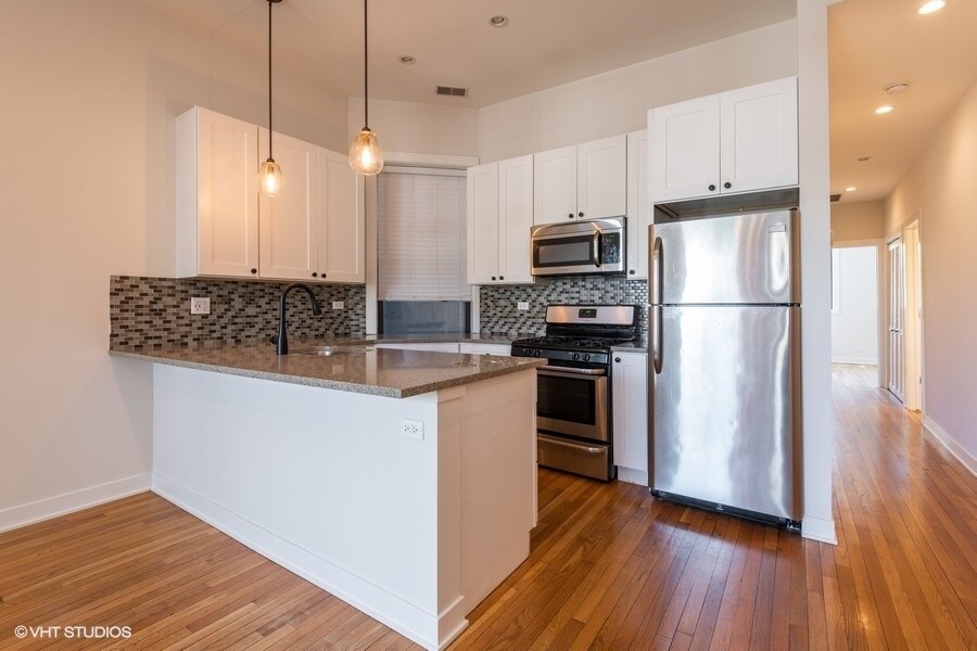 Foto principal - 611 W Oakdale Ave