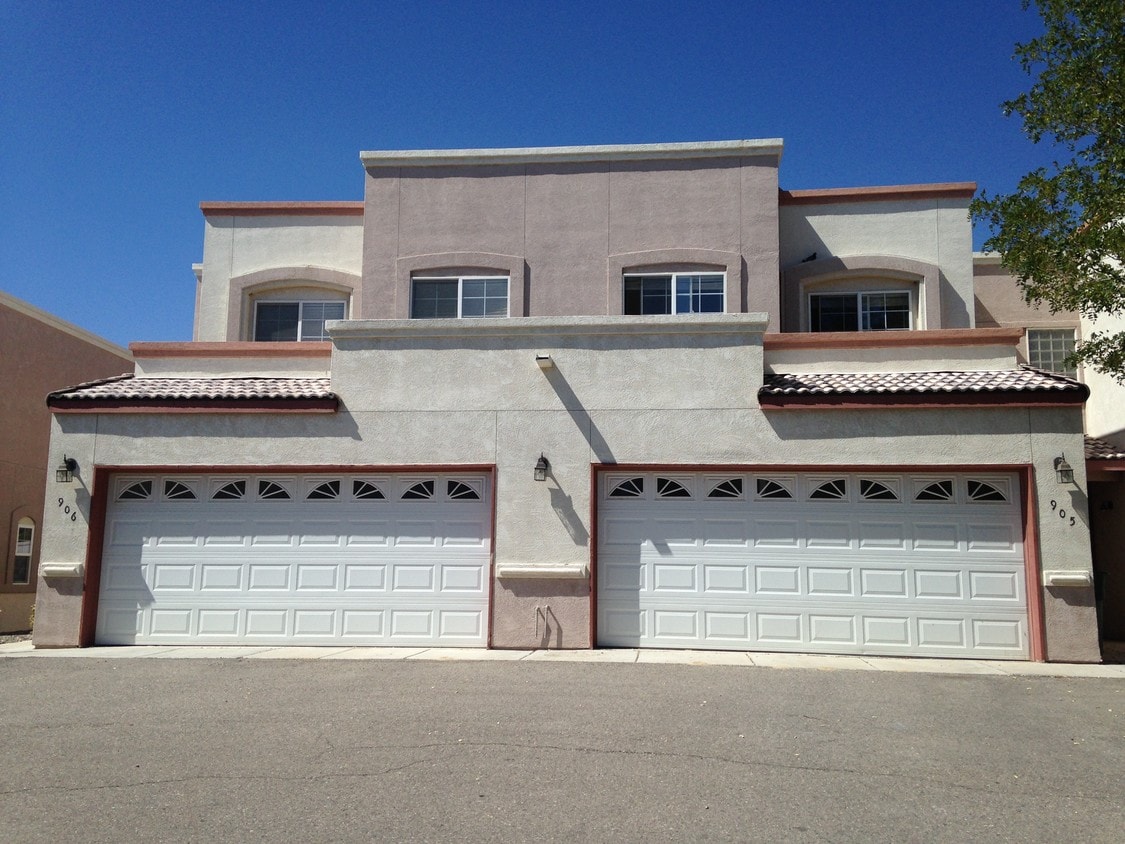 3500 Victoria Way, Farmington, NM 87402 Townhome Rentals in