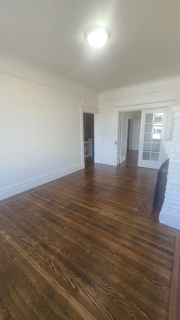 Building Photo - Updated big Apt in Noe Valley. Gustavo Lop...