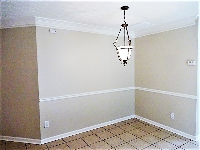 Building Photo - 354 Meadows Lane