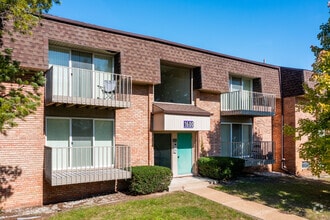 Building Photo - Rochester Club Apartments