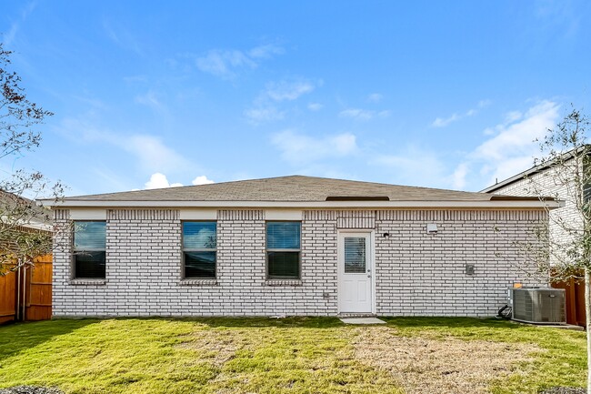 Building Photo - Seagoville Farms