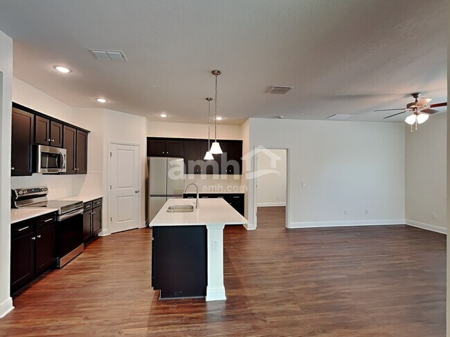 Building Photo - 2804 Ponds Trl